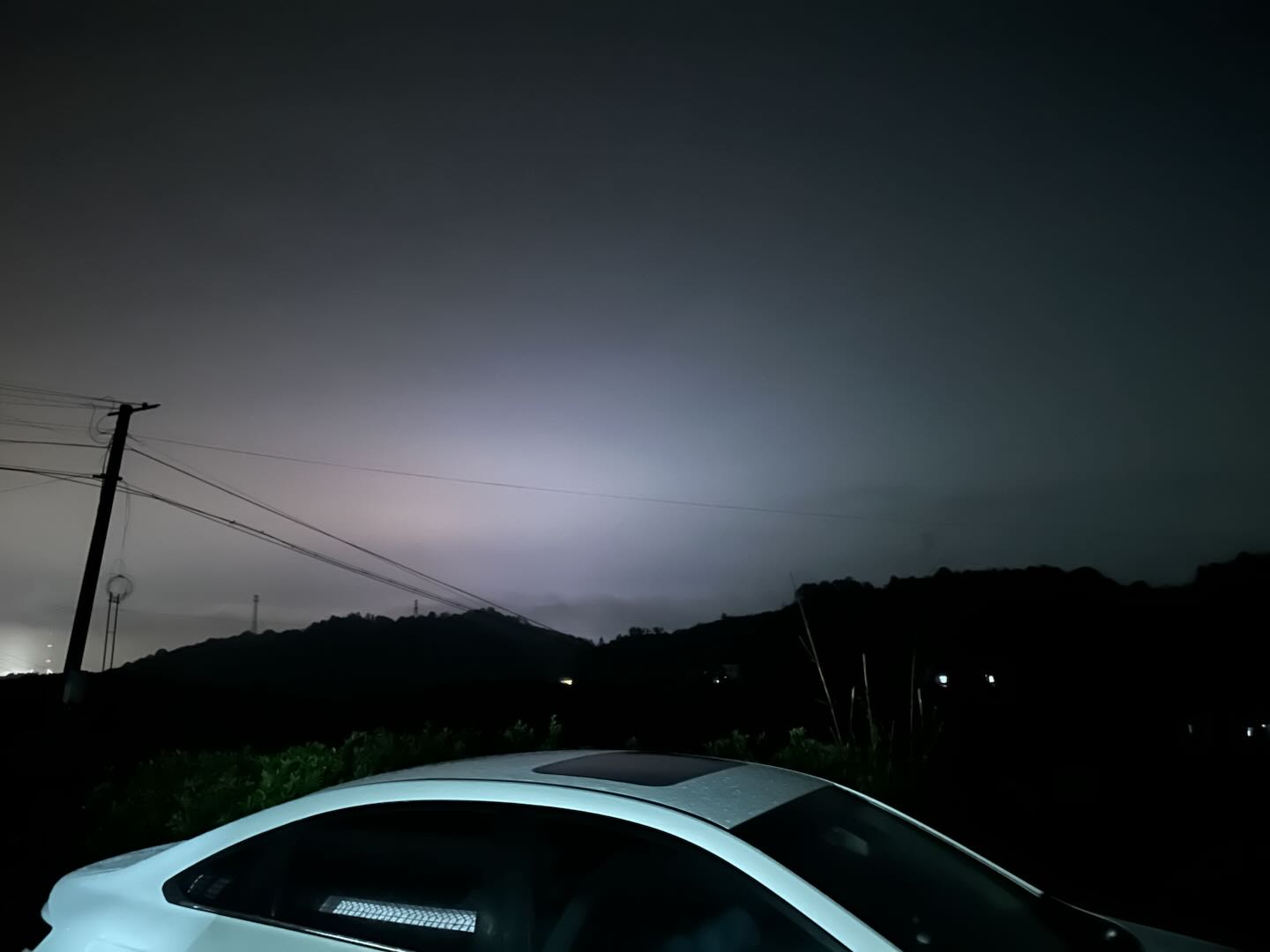 端午夜雨，独坐听风